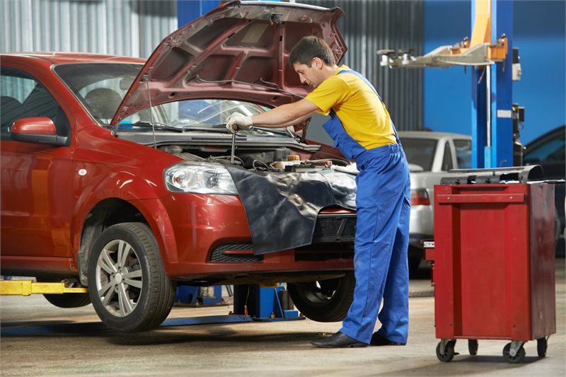 Auto Mechanic Services in Lake Forest at Reasonable Prices | AMS